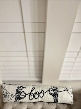 Halloween 'Boo' Skeleton Hands Throw pillow Black on White